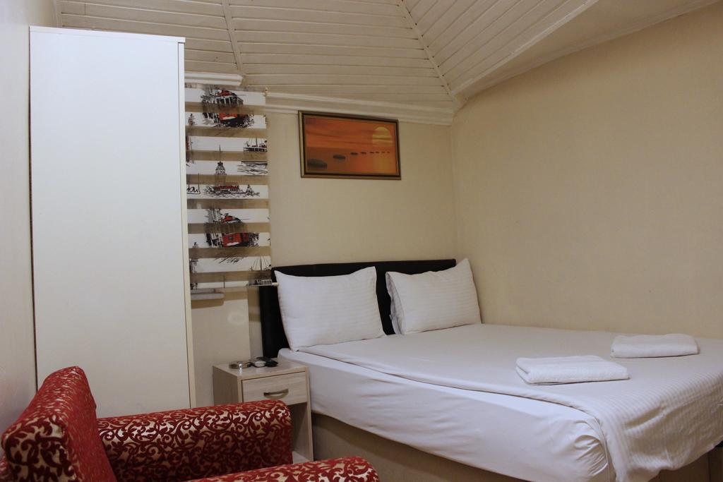 Simge Hotel Istanbul Bagian luar foto